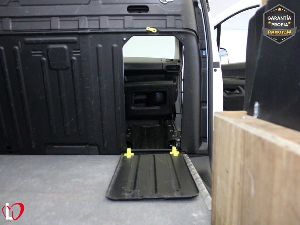 CITROEN BERLINGO BLUEHDI WORKER 3 PLAZAS 130 de segunda mano