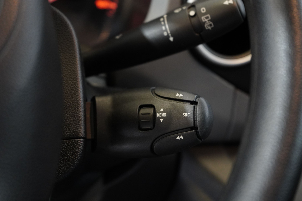 CITROEN BERLINGO MULTISPACE BlueHDI 100 LIVE de segunda mano