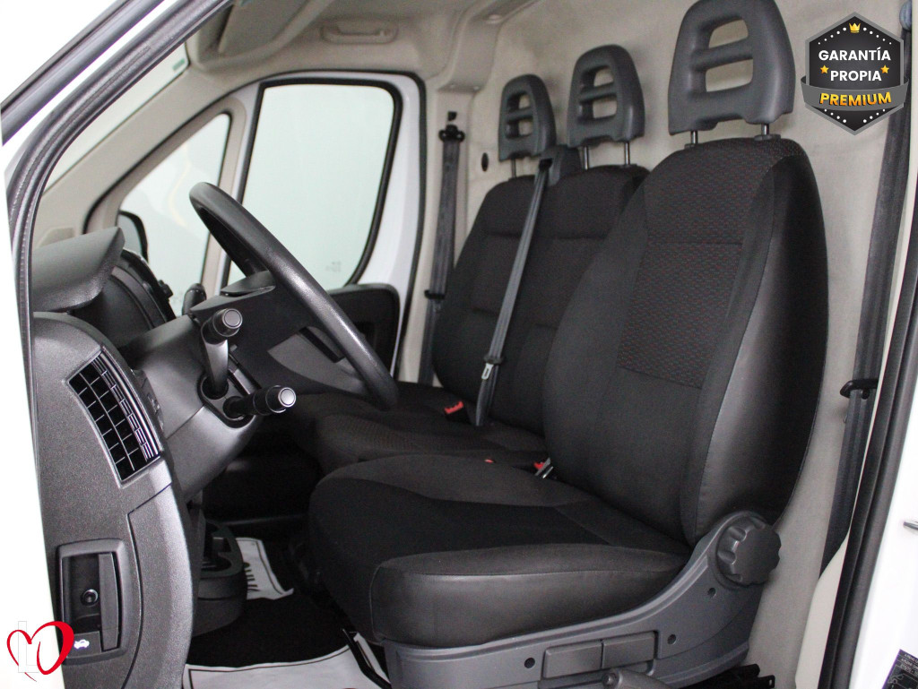CITROEN JUMPER BlueHDi 120 S&S 6v FURGÓN 33 L2H2 de segunda mano