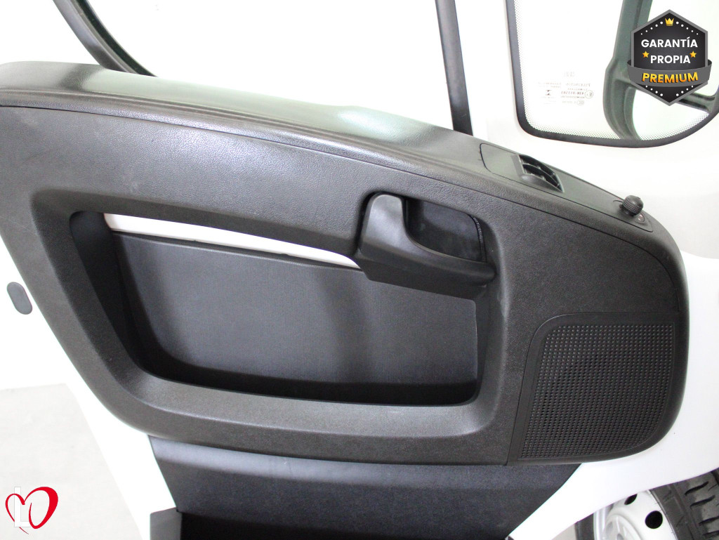 CITROEN JUMPER BlueHDi 140 S&S 6v CAMIÓN CAJA 35 L3 de segunda mano