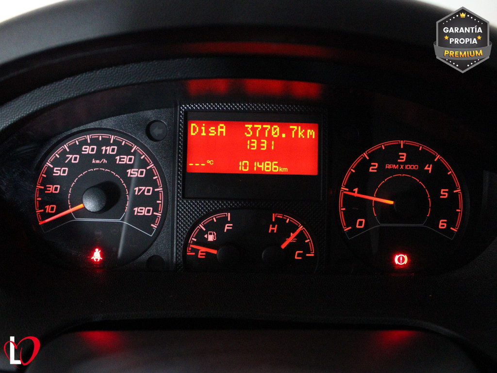 CITROEN JUMPER BlueHDi 140 S&S 6v FURGÓN 33 L2H2 de segunda mano