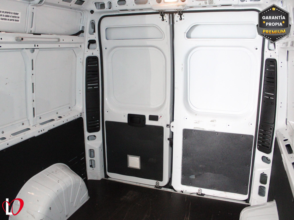 CITROEN JUMPER BlueHDi 140 S&S 6v FURGÓN 33 L2H2 de segunda mano