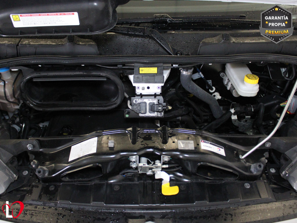 CITROEN JUMPER BlueHDi 140 S&S 6v FURGÓN 33 L2H2 de segunda mano