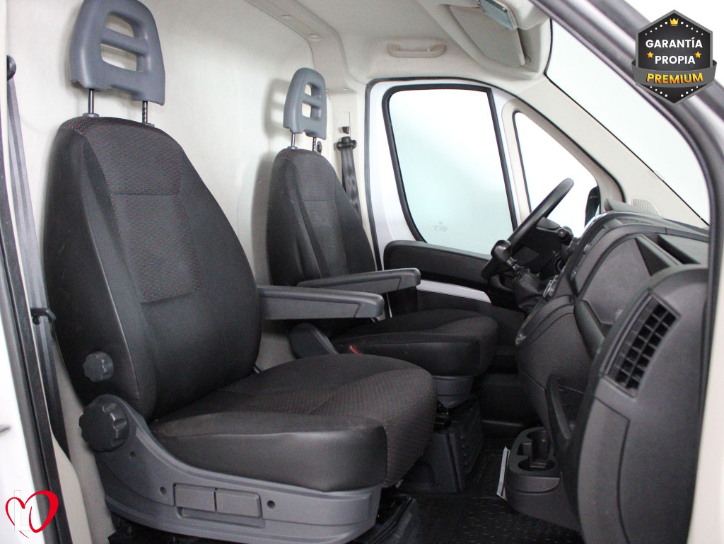 CITROEN JUMPER BlueHDi 140 S&S 6v FURGÓN 33 L2H2 de segunda mano