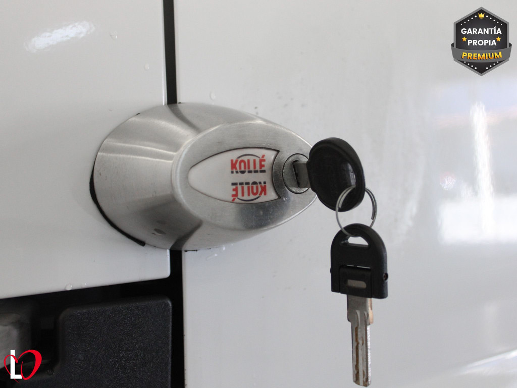 CITROEN JUMPER BlueHDi 140 S&S 6v FURGÓN 33 L2H2 de segunda mano