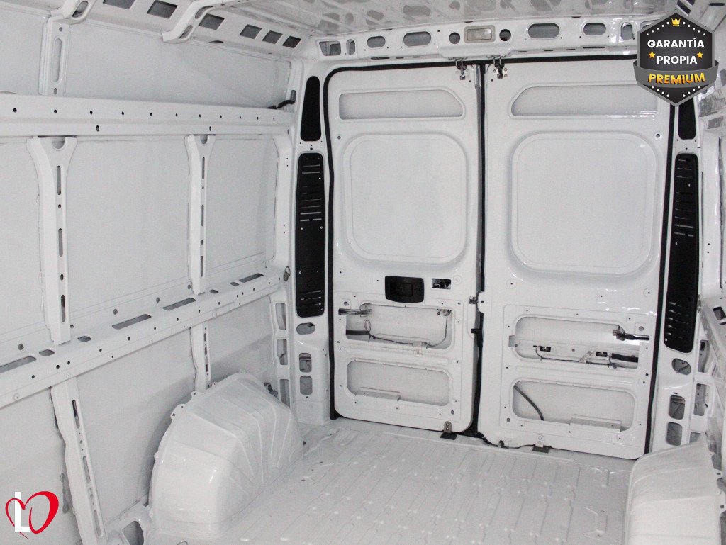 CITROEN JUMPER BlueHDi 140 S&S 6v FURGÓN 35 Heavy L3H2 de segunda mano