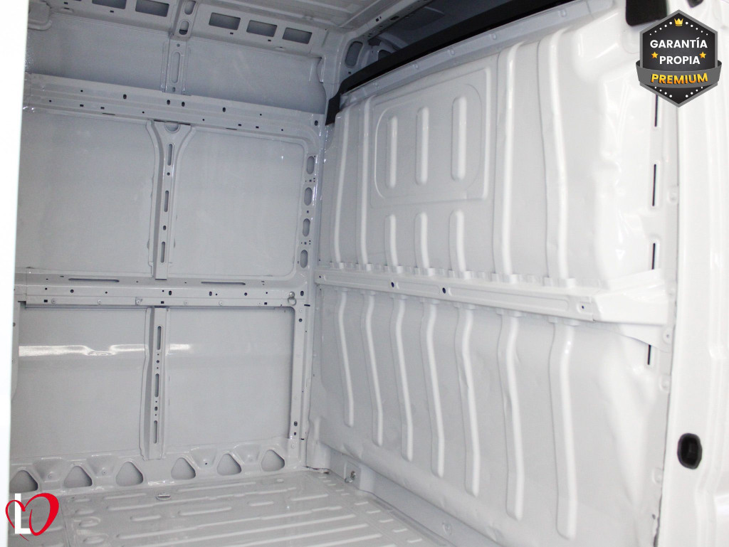 CITROEN JUMPER BlueHDi 140 S&S 6v FURGÓN 35 Heavy L3H2 de segunda mano