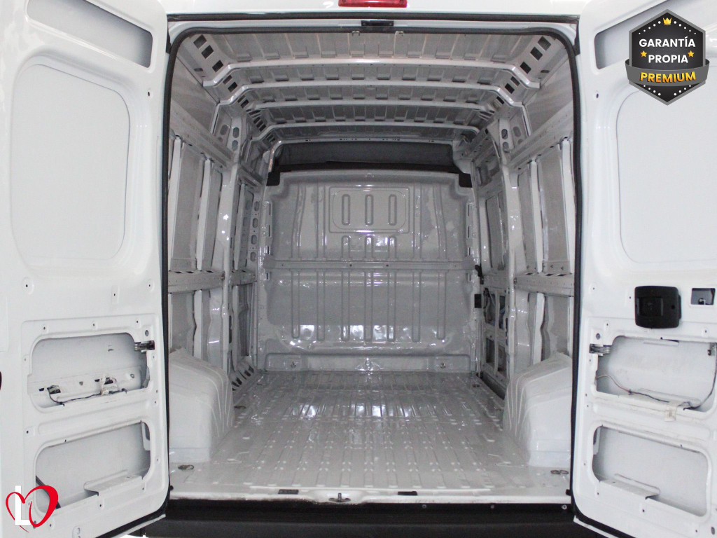 CITROEN JUMPER BlueHDi 140 S&S 6v FURGÓN 35 Heavy L3H2 de segunda mano