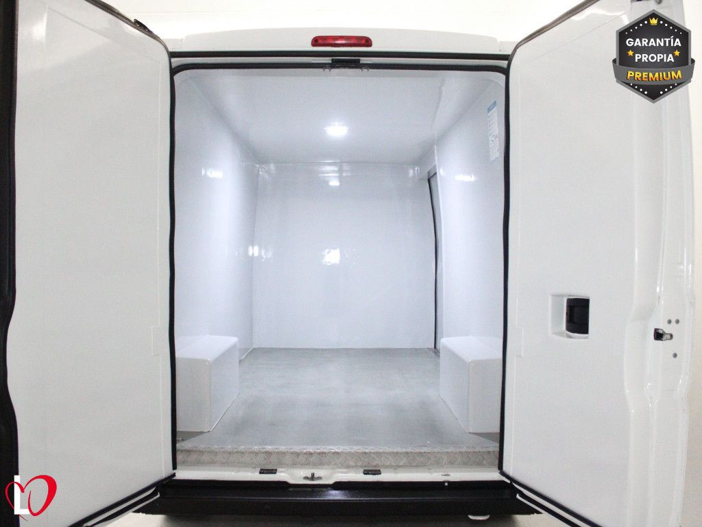 CITROEN JUMPER BlueHDI 35 L3H2 FURGÓN ISOTERMO 140 de segunda mano