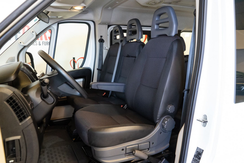 CITROEN JUMPER BlueHDI COMBI 9 L1 H1 130 de segunda mano
