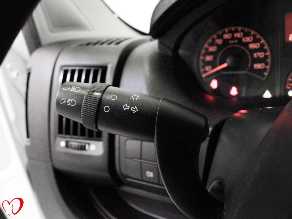 CITROEN JUMPER BlueHDI FURGÓN ISOTERMO 33 L2 H2 130 de segunda mano