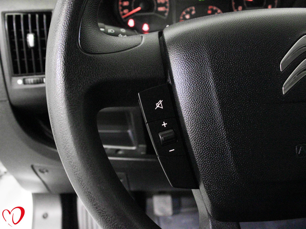 CITROEN JUMPER BlueHDI FURGÓN ISOTERMO 33 L2 H2 130 de segunda mano