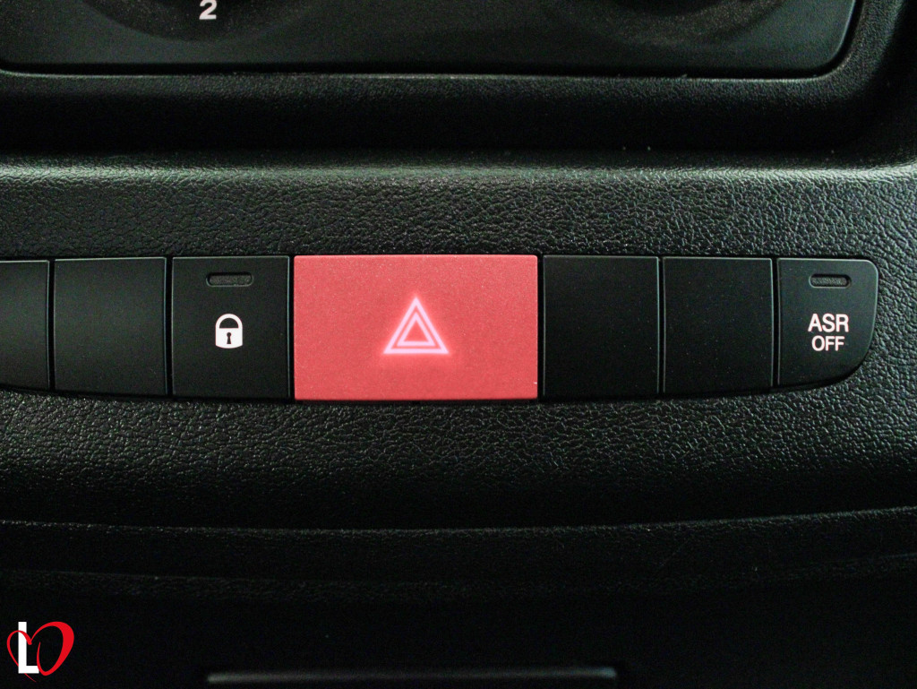 CITROEN JUMPER BlueHDI FURGÓN ISOTERMO 33 L2 H2 130 de segunda mano