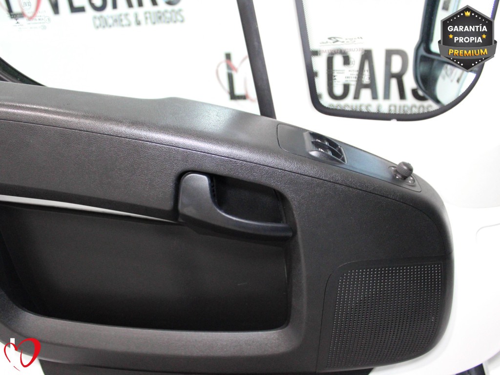 CITROEN JUMPER PAQUETERA BlueHDI FURGÓN CAJA PAQUETERA 6 VEL 165 de segunda mano