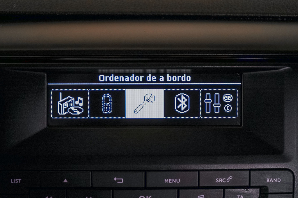 CITROEN JUMPY 2.0 BlueHDI FURGÓN 6 VEL 120 de segunda mano