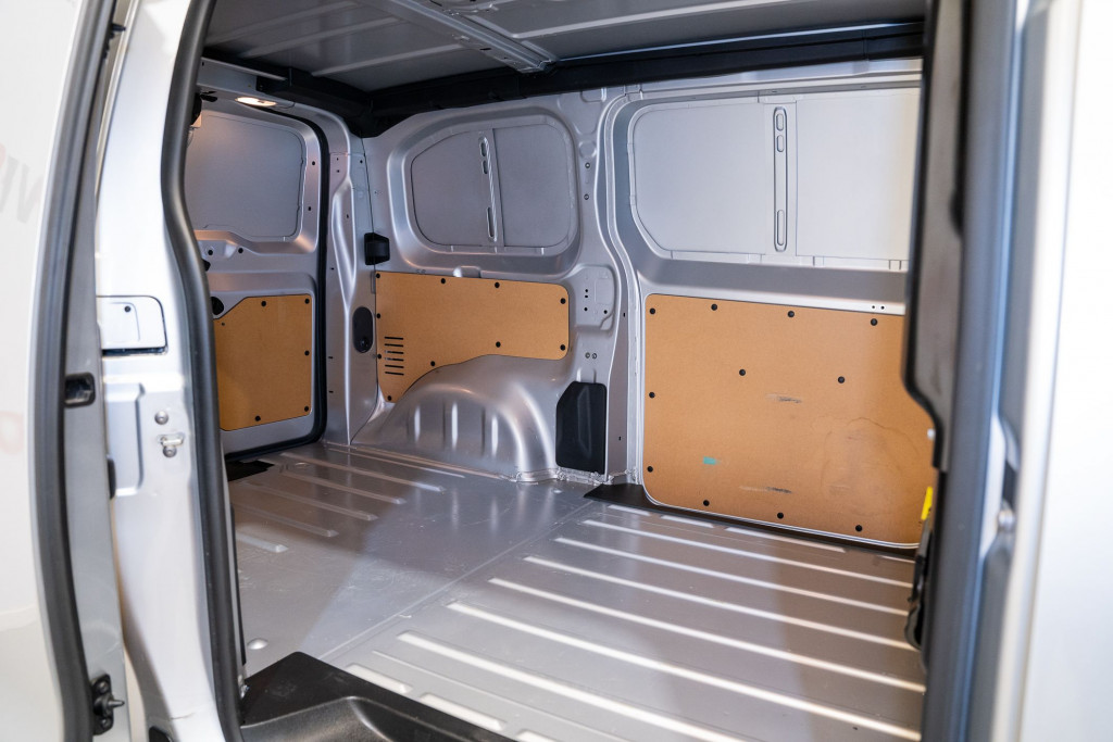 CITROEN JUMPY 2.0 BlueHDI FURGÓN TALLA M CLUB 6 VEL 120 de segunda mano