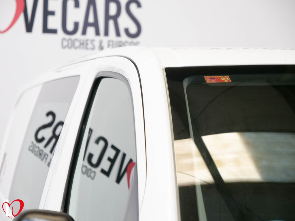 CITROEN JUMPY 2.0 BlueHDI S&S FURGÓN 6 PLAZAS XL 120 de segunda mano