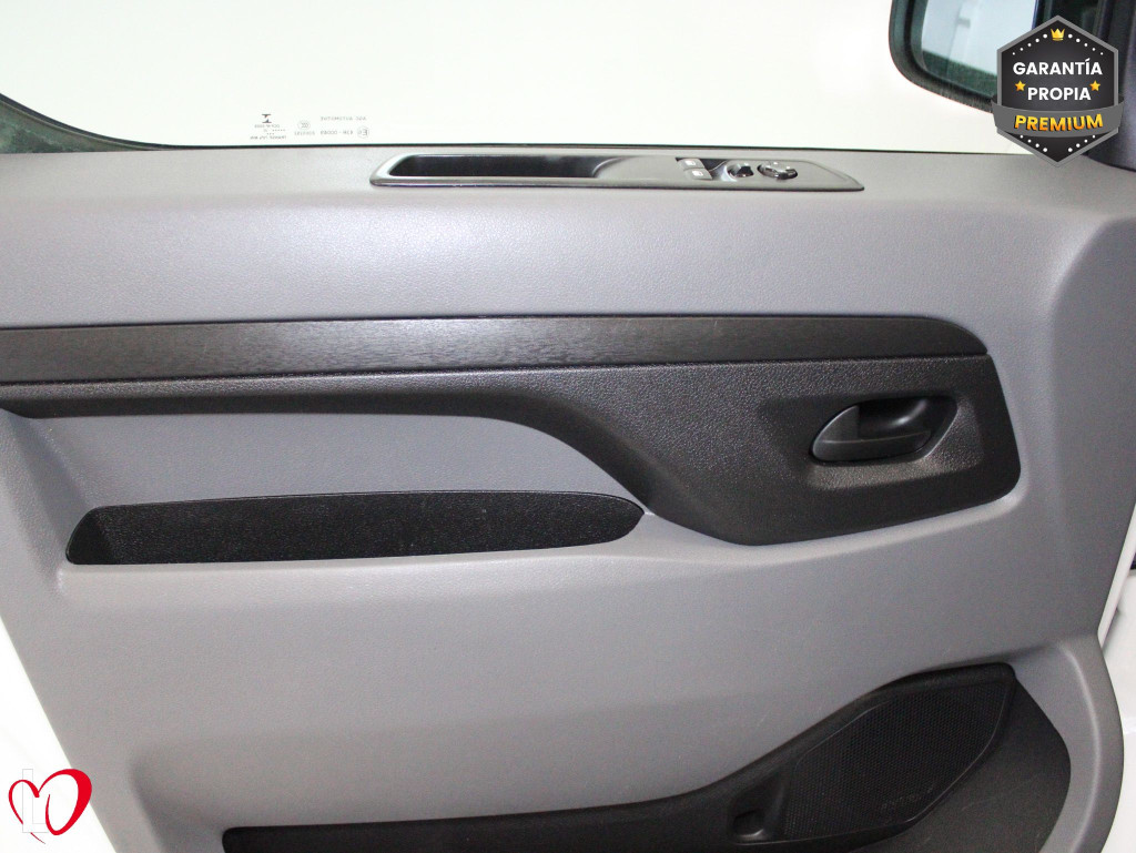 CITROEN JUMPY COMBI BlueHDi 100 S&S 6v TALLA XS 6 PLAZAS de segunda mano