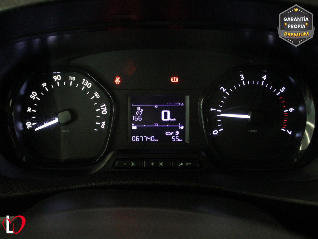 CITROEN JUMPY DOBLE CABINA Abatible Talla M BlueHDi 120 S&S 6v de segunda mano