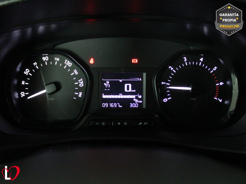 CITROEN JUMPY TALLA M BlueHDi 120 S&S 6v CONTROL de segunda mano