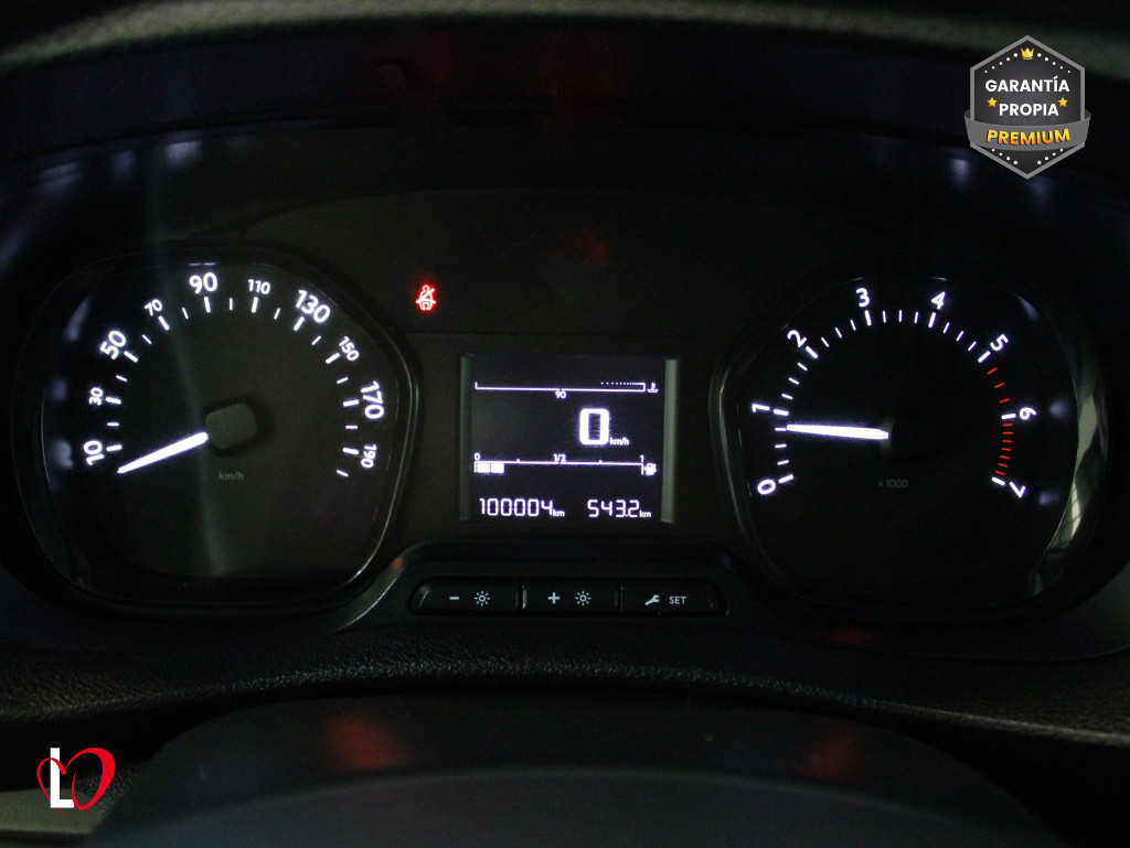 CITROEN JUMPY TALLA XL 2.0 BlueHDi 120 S&S 6v CONTROL de segunda mano