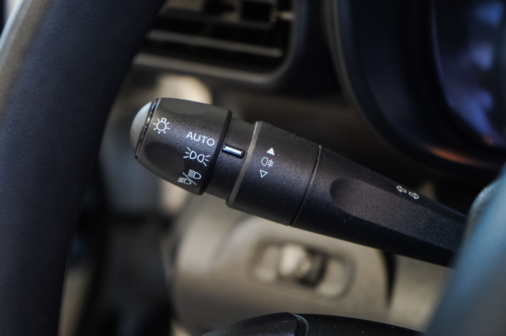 CITROEN NUEVA BERLINGO BlueHDI TALLA M LIVE 100 de segunda mano