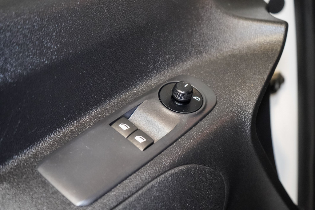 CITROEN NUEVA BERLINGO BlueHDI TALLA M LIVE 100 de segunda mano