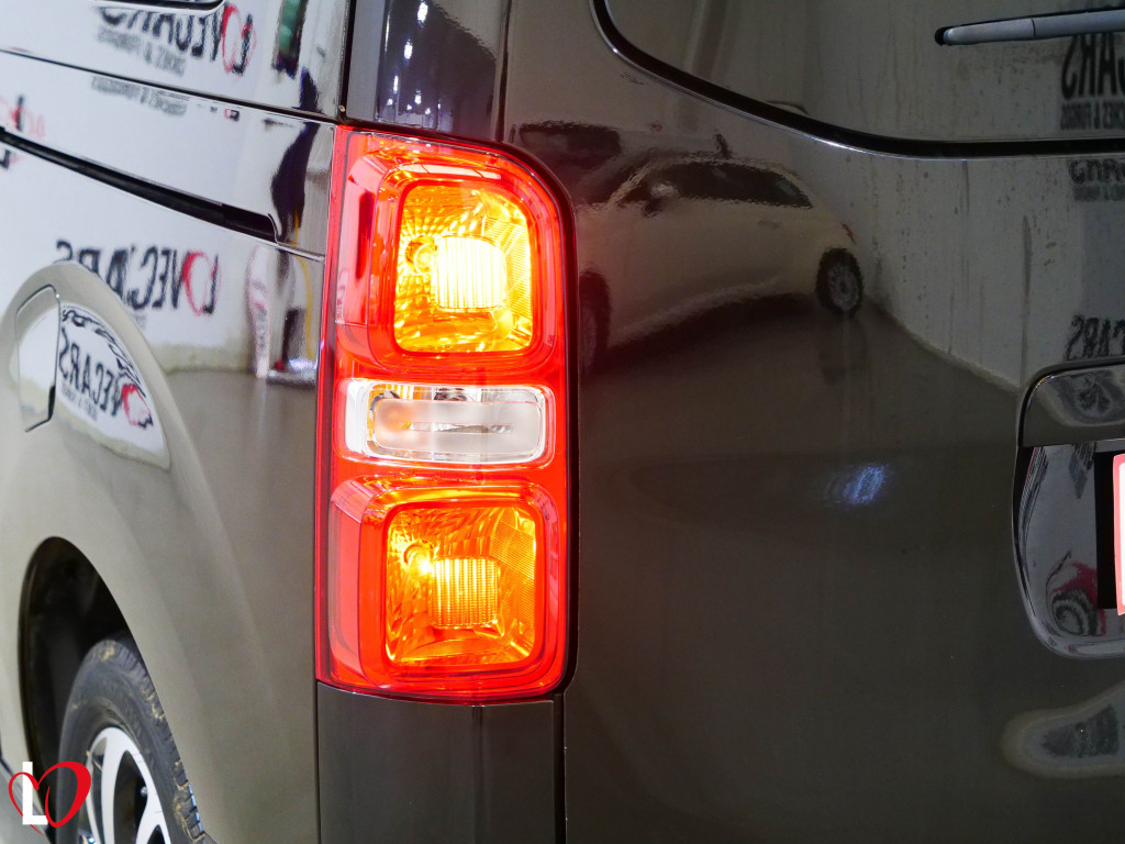 CITROEN SPACETOURER BlueHDI S&S TALLA M FEEL 6 VEL 150 de segunda mano