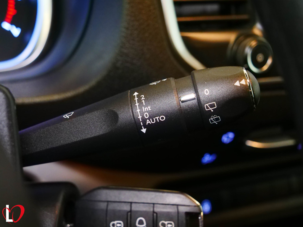 CITROEN SPACETOURER BlueHDI S&S TALLA M FEEL 6 VEL 150 de segunda mano