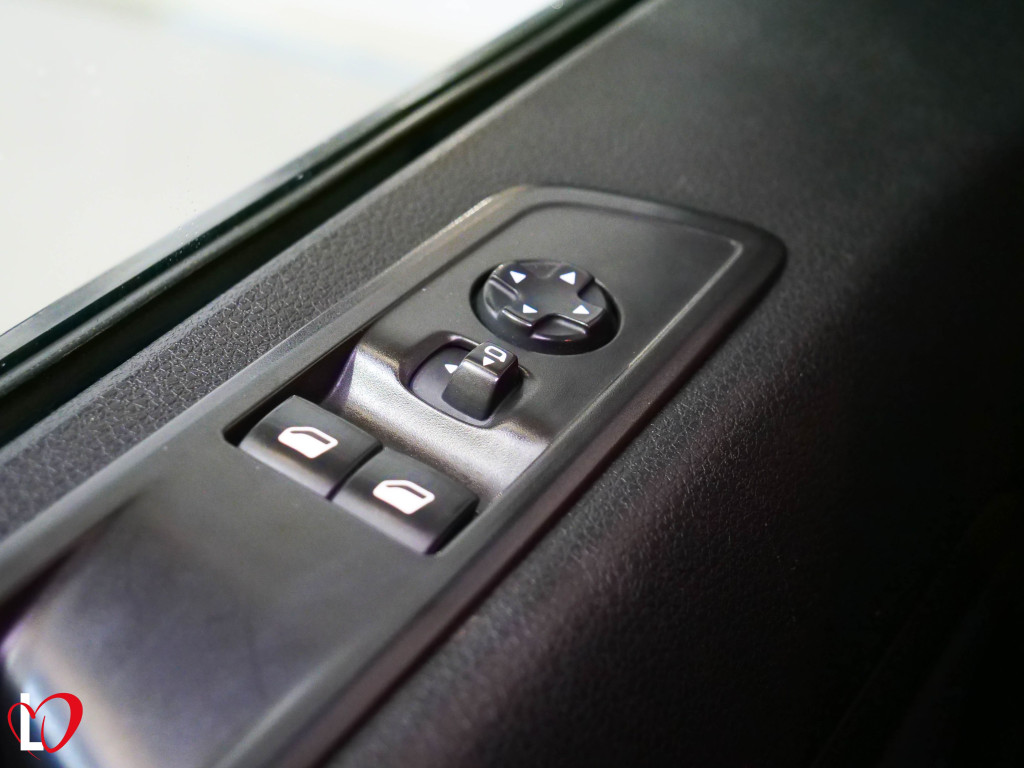 CITROEN SPACETOURER BlueHDI S&S TALLA M FEEL 6 VEL 150 de segunda mano