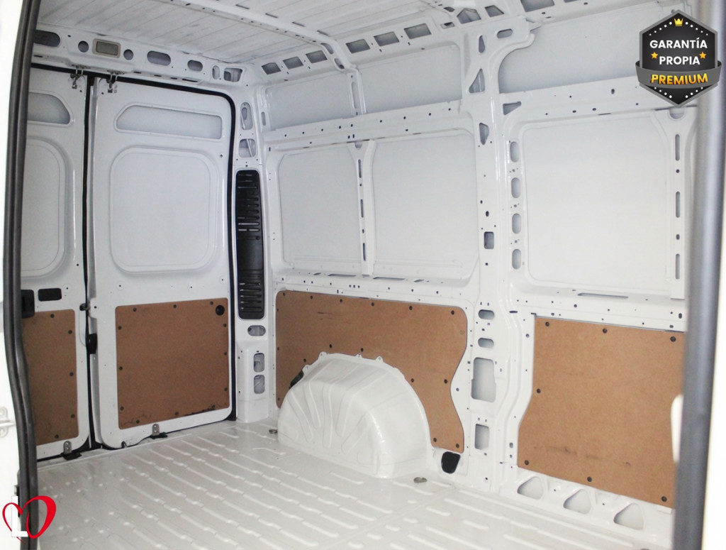 FIAT DUCATO 2.3 MJT 33 L2 H2 FURGÓN CERRADO 140 de segunda mano