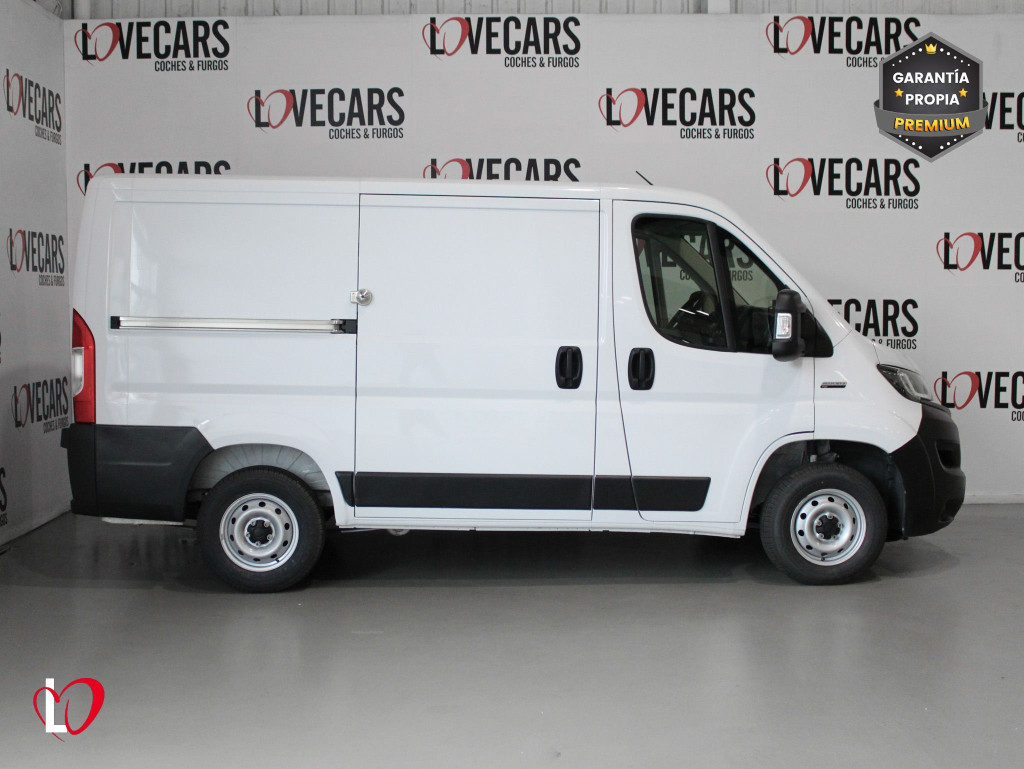 FIAT DUCATO 30 L1H1 2.3 FURGÓN CERRADO 140 de segunda mano