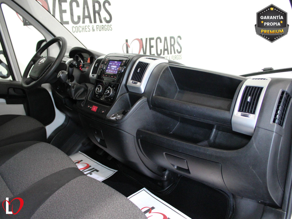 FIAT DUCATO CAJA PAQUETERA 2.3 MJT C/PLATAFORMA 130 de segunda mano