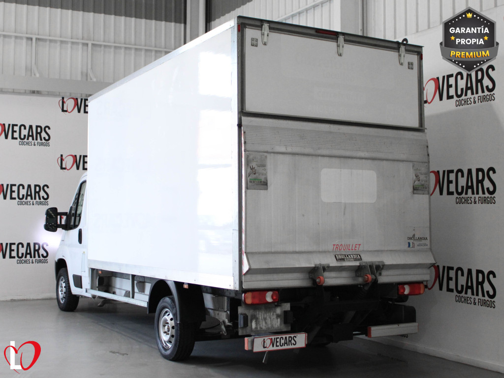 FIAT DUCATO CAJA PAQUETERA 2.3 MJT C/PLATAFORMA 130 de segunda mano