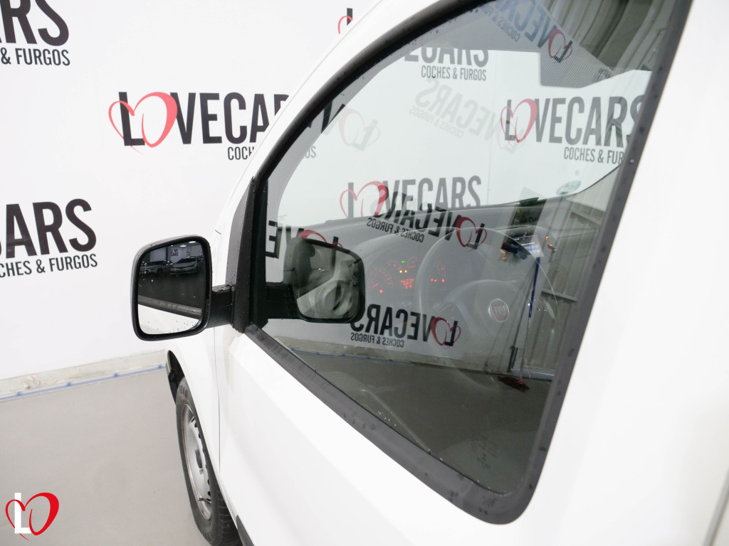 FIAT FIORINO 1.3 MJT FURGÓN CERRADO 80 de segunda mano