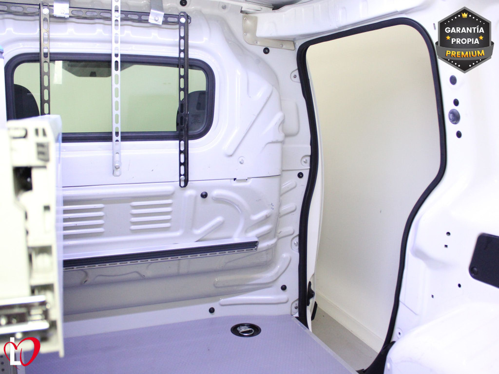 FIAT FIORINO 1.3 MJT FURGÓN TALLER 80 de segunda mano