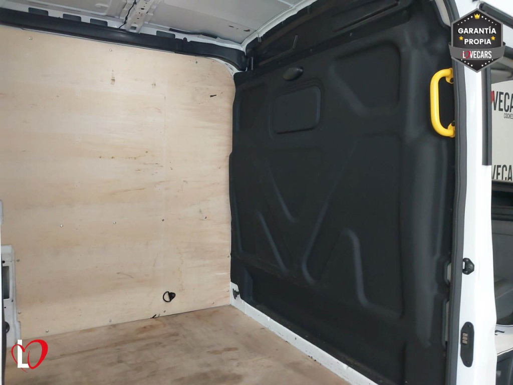 FORD TRANSIT 2.0 TDCI ECOB FURGÓN CERRADO H2 130 de segunda mano