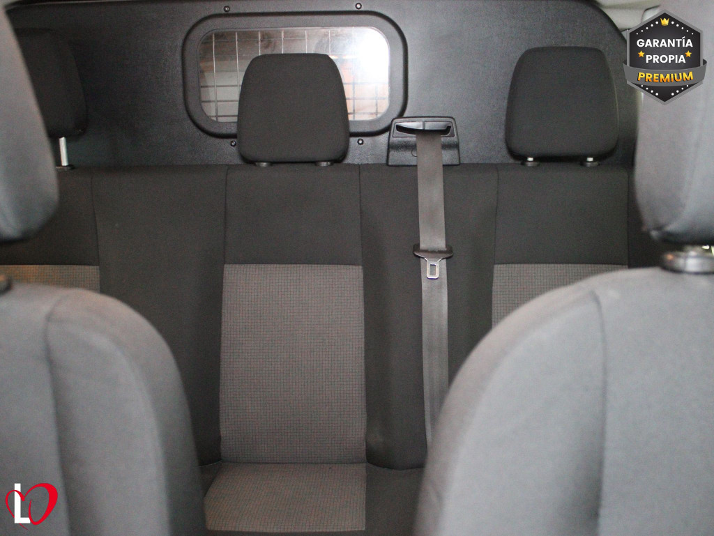 FORD TRANSIT CUSTOM 2.0 TDCI SWB 300 AMBIENTE 6 PLAZAS 105 de segunda mano