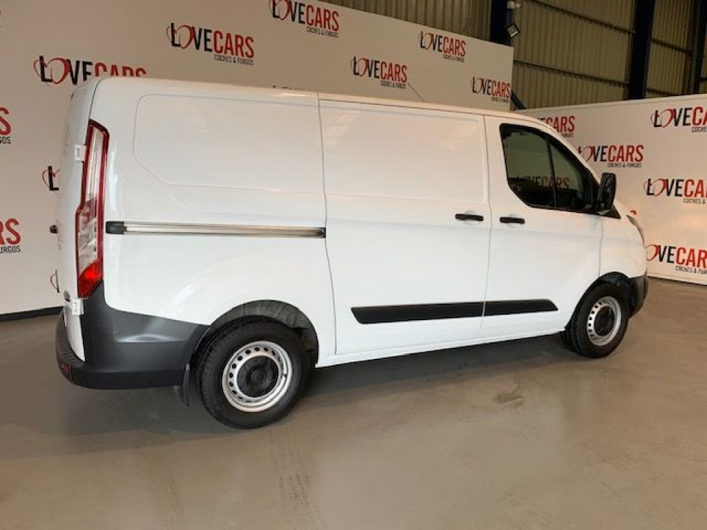 FORD TRANSIT FURGÓN CERRADO CUSTOM L1H1 2.0 TDCI 250 105CV de segunda mano