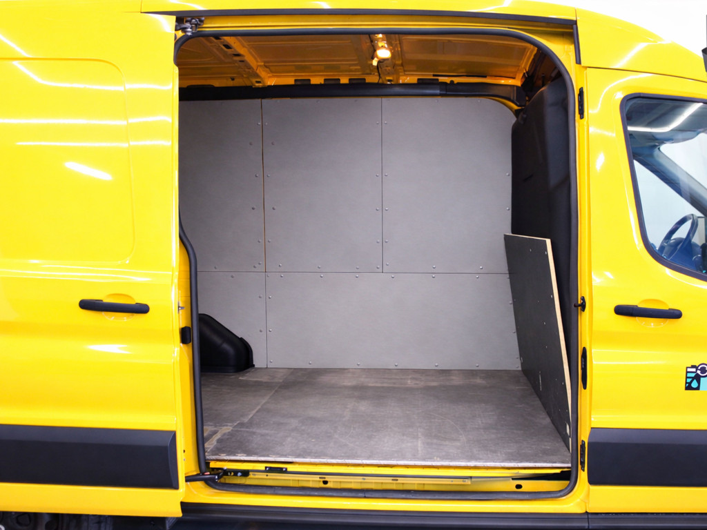 FORD TRANSIT T350 MHEV FG. L2 H2 HIBRID 130 de segunda mano