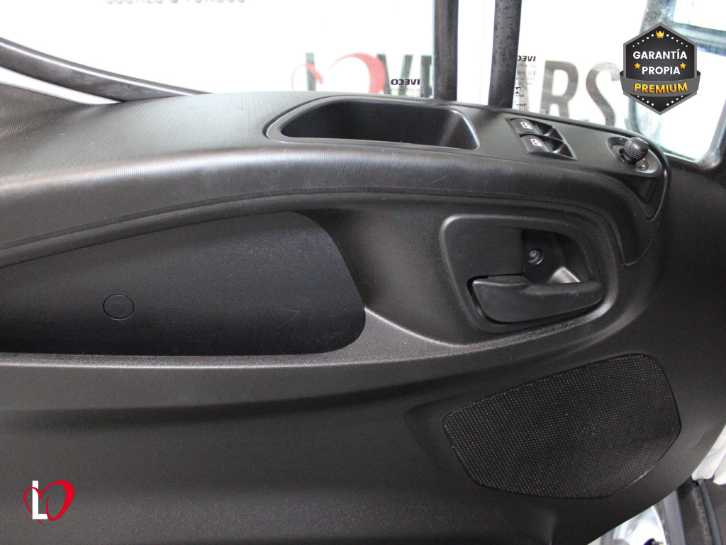 IVECO DAILY 2.0 D PAQUETERA CON TRAMPILLA 160 de segunda mano