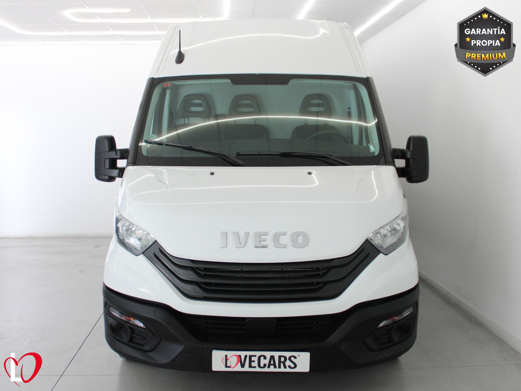 IVECO DAILY 2.3 TD 35S H2 12M3 156 de segunda mano