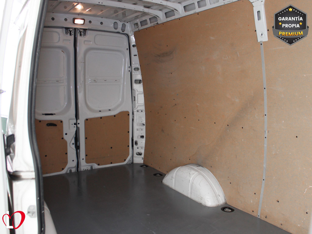 IVECO DAILY 2.3 TD 35S H2 12M3 156 de segunda mano