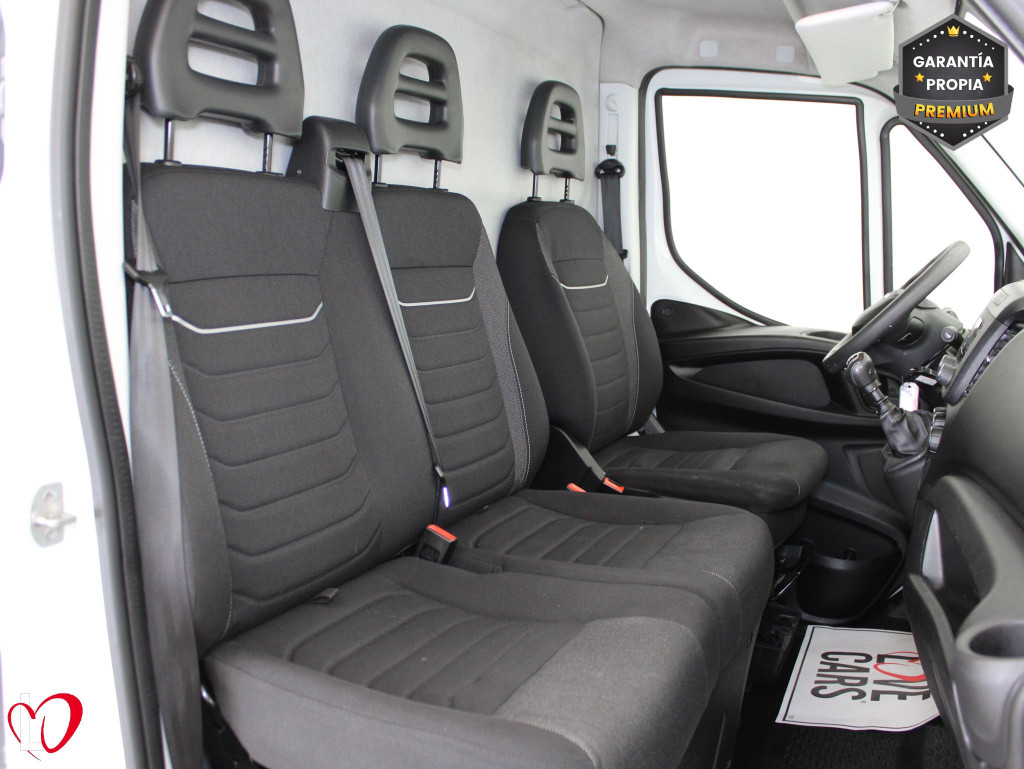 IVECO DAILY 2.3 TD 35S H2 12M3 156 de segunda mano