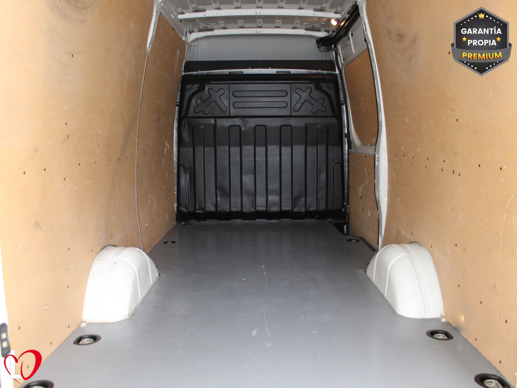 IVECO DAILY 2.3 TD 35S H2 12M3 156 de segunda mano