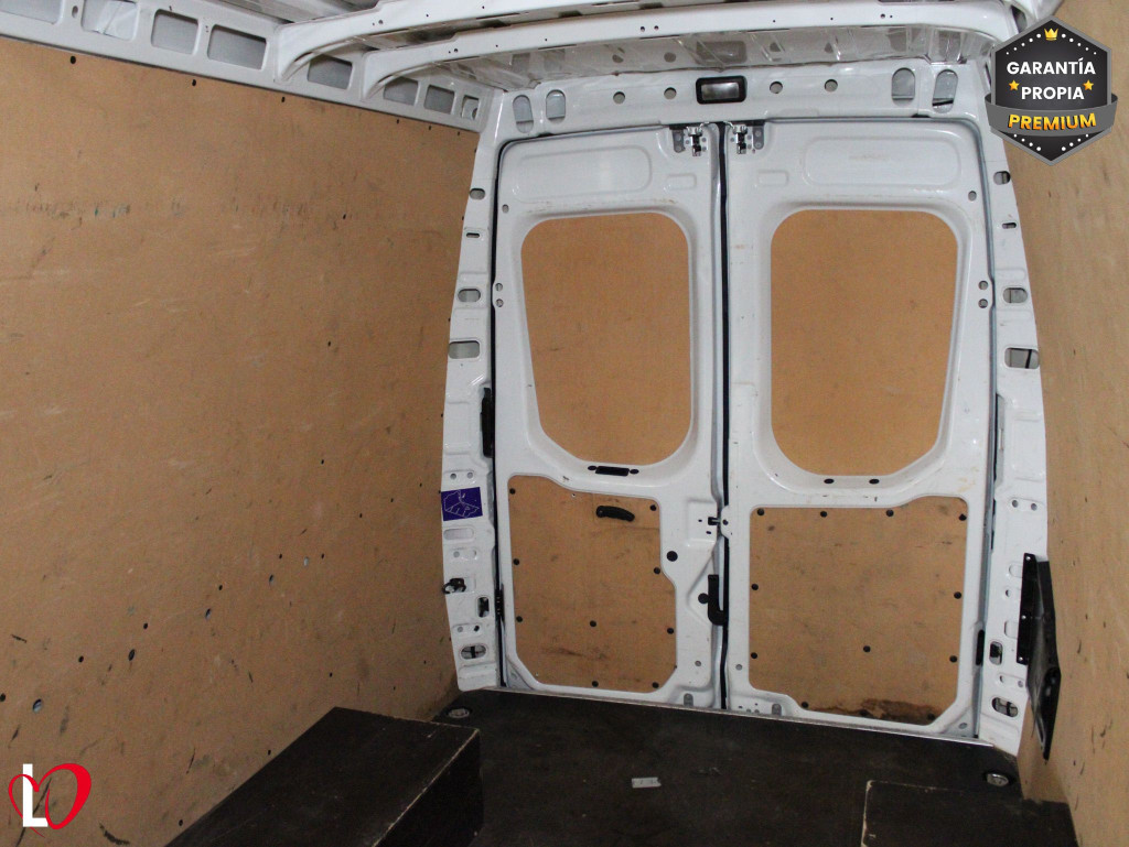 IVECO DAILY 2.3 TD FURGON D.RUEDA 136 de segunda mano