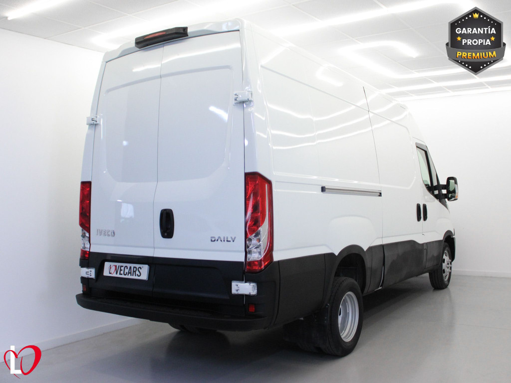 IVECO DAILY 2.3 TD FURGON D.RUEDA 136 de segunda mano