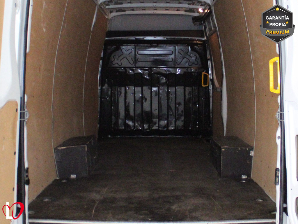 IVECO DAILY 2.3 TD FURGON L4 H2 16M3 156 de segunda mano