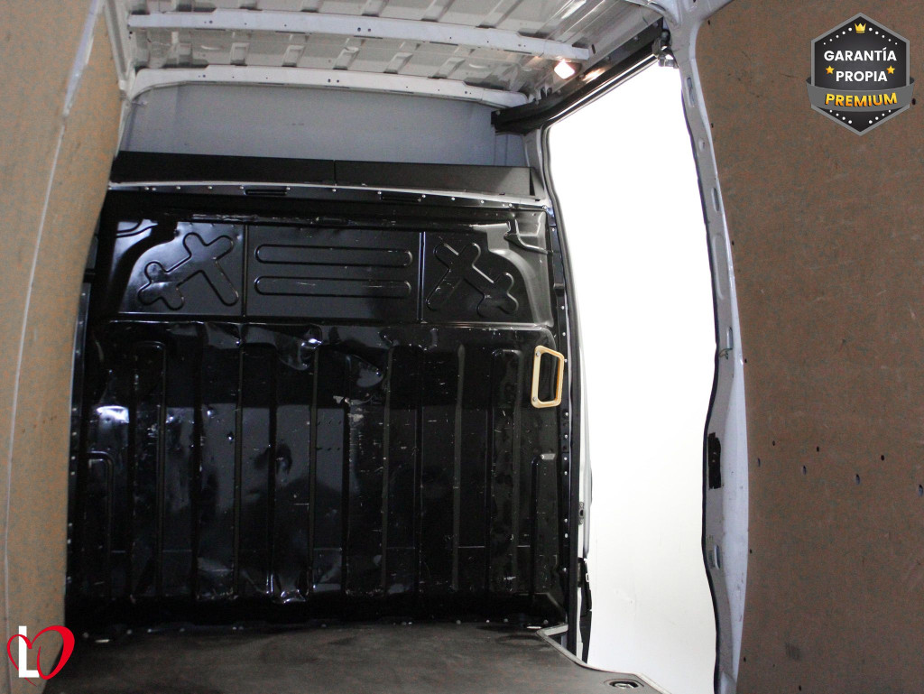IVECO DAILY 2.3 TD FURGON L4 H2 16M3 156 de segunda mano