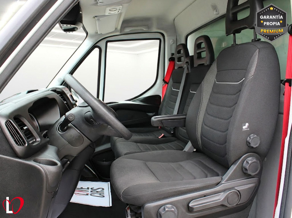 IVECO DAILY CAJA PAQUETERA 3.0 D CAJA 2 RUEDA 20M3 160 de segunda mano